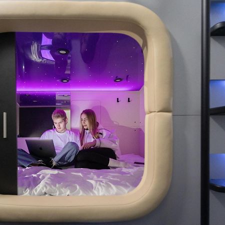 Capsule Hotel Constellation 91 Lviv Eksteriør bilde