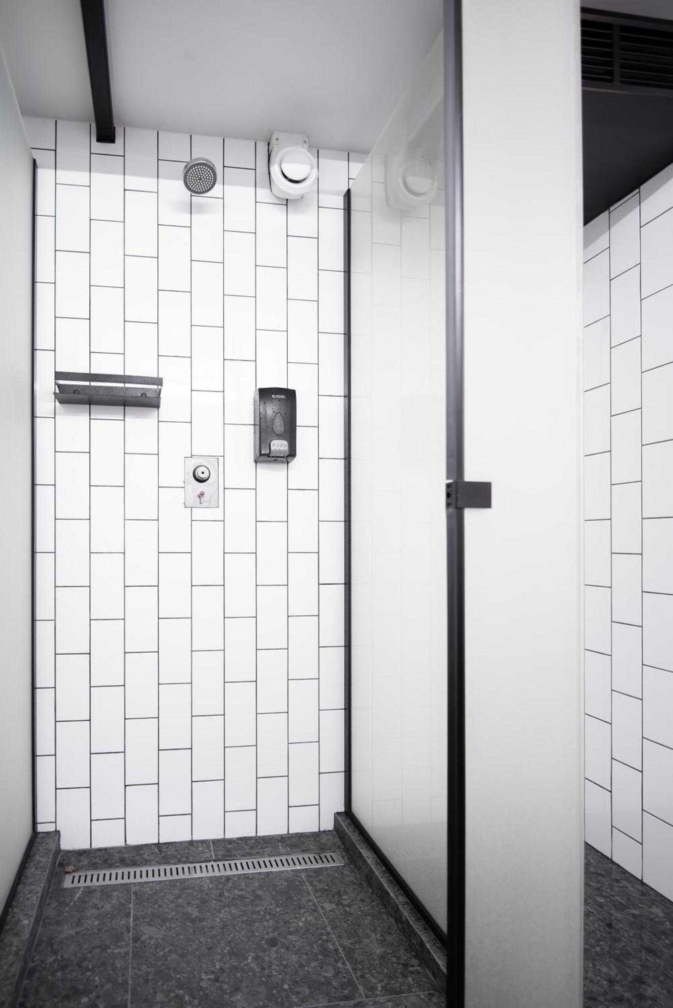 Capsule Hotel Constellation 91 Lviv Eksteriør bilde